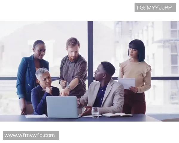 广州乒乓球队在洲际杯中的团队协作表现分析与点评